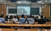 今夏最时尚的消暑方式——中国薰衣草庄园泡沫消暑节