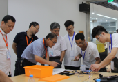 洛阳市民充值卡密码没刮钱没了 联通：没办法