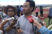 洛阳西工区一高楼突抛玻璃 6岁幼童脸被划伤