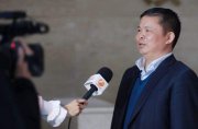 万名游客参与大笑狂欢“全国大笑节”在洛阳启幕
