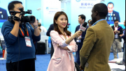 女乘客高铁上突发咯血 洛阳好医生热心救助获称赞